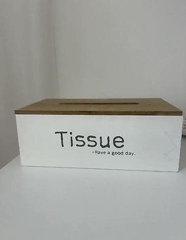 ağ lay: Ağ rəngli ağac korpuslu salfet qutusu yeni deyil istifade olunub hec — 2