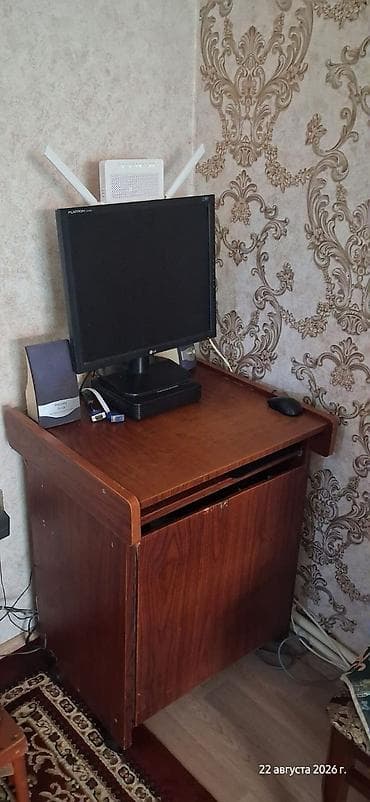 hdmi kabel mini: Komyuter satılir, stol, kolonka bir erde — 1
