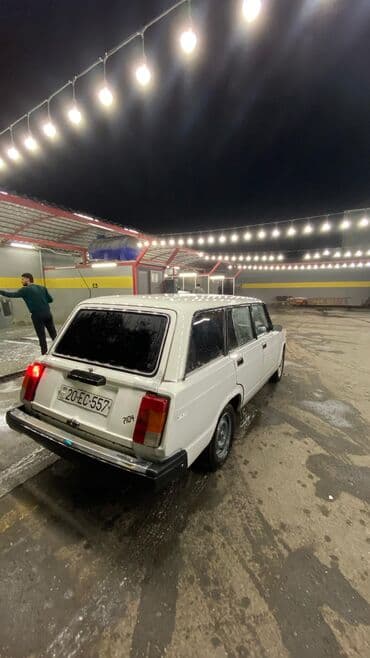 диски титановые ваз 2101 недорого: VAZ 2104 universal, ağ rəng. - Kuzov: 5 qapılı universal gövdə — 3