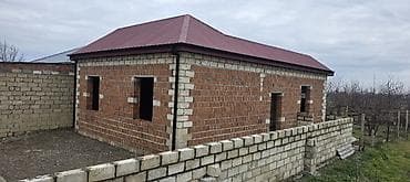 Satışda: Kərpicdən tikilmiş təkmərtəbəli fərdi yaşayış evi (tikinti
