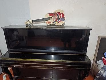 real gitara: Pianino "Ukraina" (Україна) – Qara rəngdə Səliqəli işlədilmiş — 1