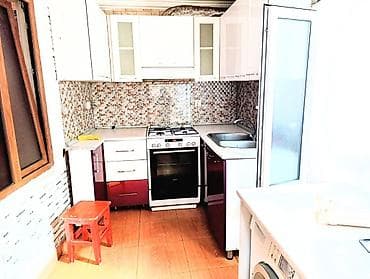 Bağ evləri: Kirayə ev 4 otağ verilir. Yataq otağı mebel dəsti və qonaq otağı üçün — 6