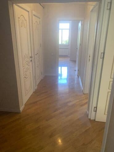 bine qesebesinde ev: 📍 Əla yerləşmə! Ev şəhərin mərkəzində – 2 və 9 nömrəli məktəblərin — 9