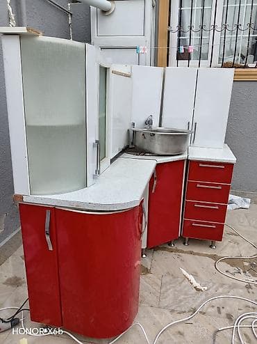 işlənmiş moykalar: Mətbəx mebeli normal vezyetdedir miykasi asbiratoru üsdünde verlir — 2