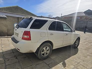 Su nəqliyyatı: Kia Sorento: 3.8 l | 2008 il Krossover — 4