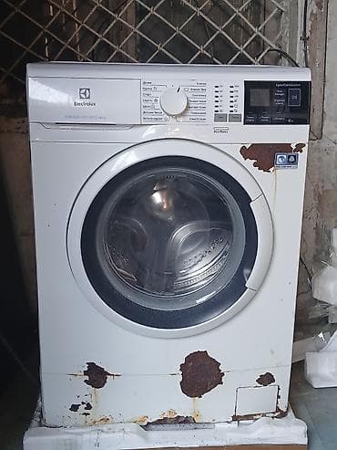 Стиральная машина Electrolux, 6 кг, Автомат, Без сушки — 1