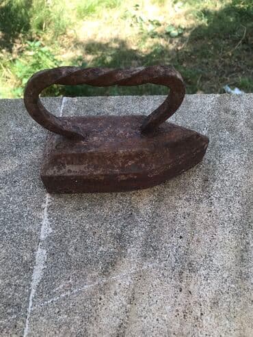 qədimi qəpiklər: Qədimi daş ütü agır materialdı antik 50 manat biraz paslayıb onun — 6