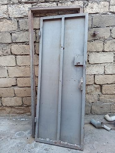 dam: İşlənmiş Giriş qapısı Ünvandan götürmə — 5