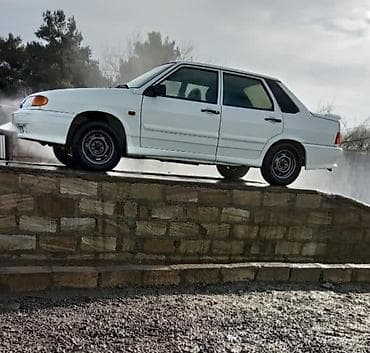 kreditle teker satışı: VAZ 2115 Samara – ağ rəngli, 4 qapılı sedan. Texniki xüsusiyyətlər: - — 3