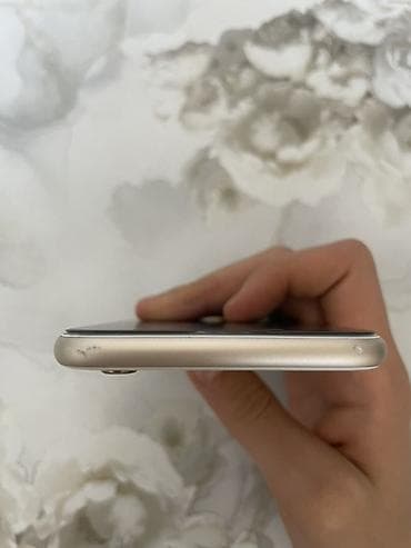 iphone 16e qiymət: IPhone 6s, 64 GB, Qızılı, Barmaq izi — 6