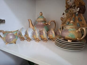 b çay servizi var: Чайный набор — 3