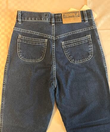 Toy paltarları və aksesuarları: Djins. Alman malı. Ölçülər: Taliya 58-70 sm. Hündürlük: 1,30 Təzə — 14