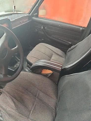 hibrid avtomobil: VAZ (LADA) 2107: 1.6 l | 1996 il 44000 km Sedan — 4