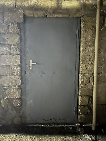 heyet qapi: Metal qapı - Material: tam metal konstruksiya, polad vərəqdən — 1