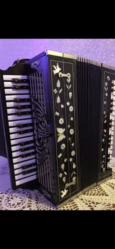 samdanlar ve saat: Qarmon, Akustik, Yeni, Ünvandan götürmə — 4