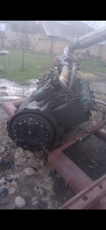 dizel mühərrik satılır: Məhsul: Dizel mühərrik komplekti Təsvir: - Tam komplekt dizel — 1