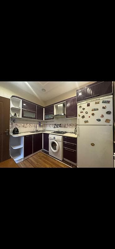 saloglu dehliz mebeli: *280₼ son MƏTBƏX mebeli :-TƏCİLİ SATILIR*‼️ ÖLÇÜ:-280*160 ÜZƏRİNDƏ — 1