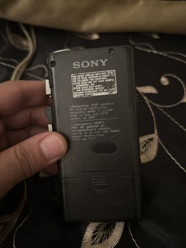 shur mikrafon: Sony markalı qara rəngli diktofon, səs yazmaq və səsləri təkrar — 2