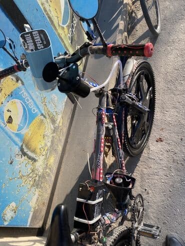 velosiped 3 təkər: Salam Aleykum. 26 lıq velosipetdi. Üsdündə hər şey verilir — 4