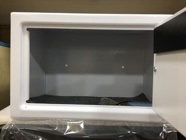 pul qutusu: Hundurluk 20 Eni 31 Derinlik 20 Seyf acar ve kodile isleyir 🚗📦unvana — 4