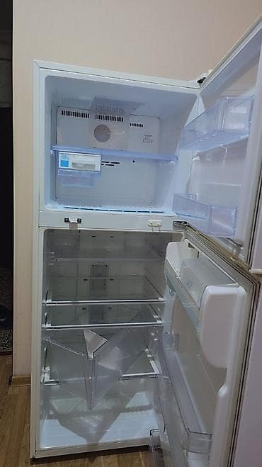 Техника для кухни: LG iki qapılı soyuducu - Brend/model: LG (üst kamera – dondurucu, alt — 2