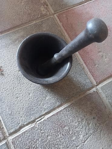 Dəmir dibək və həvəng dəsti - Material: bərk döküm metal/dəmir - — 2