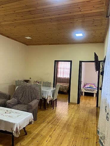 zabrat 1 ev: Şəhər tipli həyət evi Xüsusiyyətlər: - Bir mərtəbəli, hasarlı həyətə — 6