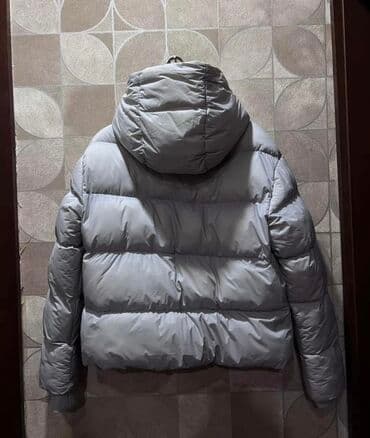 əba geyimi: Puxovik kurtka, Prada, S — 2