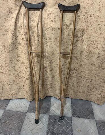 taxta cellek: Taxta qoltuqaltı ağacları (1 cüt) - Material: möhkəm taxta karkas - — 1