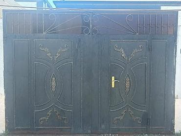 seyf qapi: Darvaza – 350×250 sm Qiymət: 580 AZN Məkan: Corat, 5799 leli - — 1