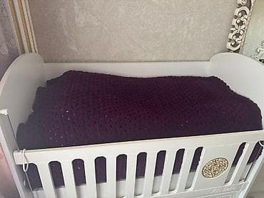 Beşiklər: Oğlan və qız üçün, Dördbucaq, Beşik, Matrassız, Yellənmə mexanizm ilə — 3