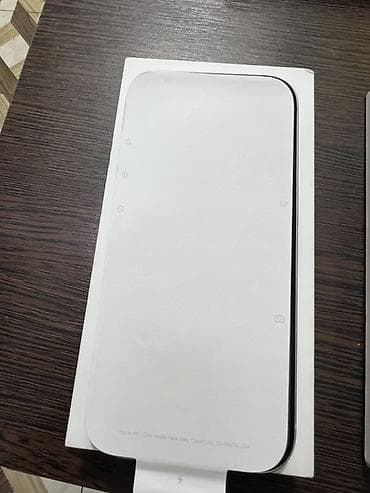 ayfonlar: IPhone 17 Pro, Gümüşü, Zəmanət, Simsiz şarj, Face ID — 6