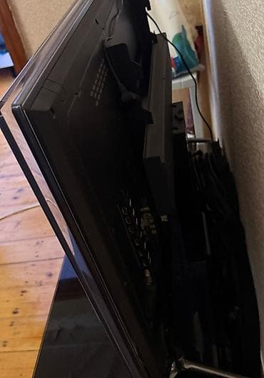 Televizor Samsung LED ekran 50" 4K (3840x2160) — 4