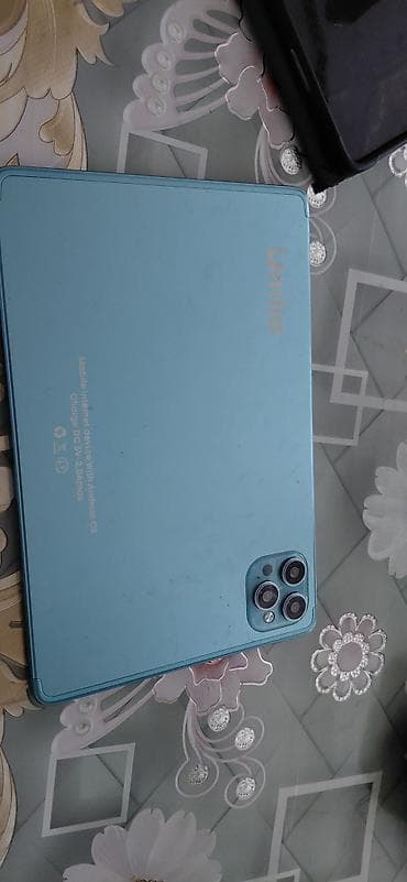 Masaüstü kompüterlər və iş stansiyaları: UmiiO planşet - Ekran: toxunma ekranlı, ön paneldə sensor düymələr; — 3