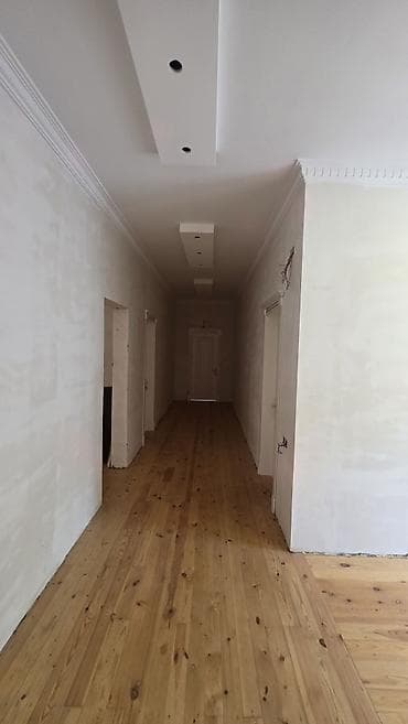 midada satilan evler: 5 otaqlı, 145 kv. m, Təmirsiz — 10