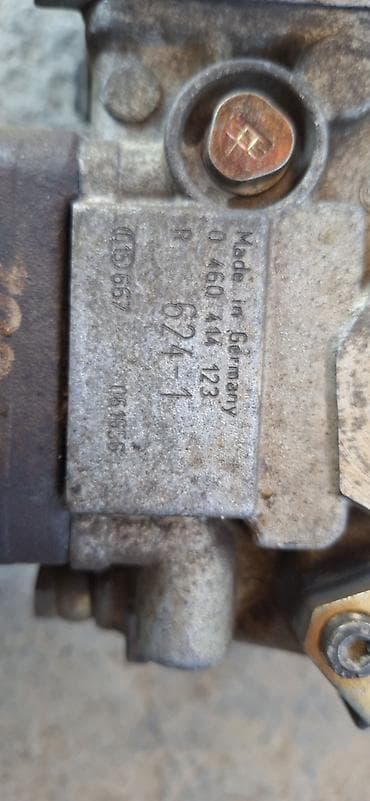 uaz dizel: Ford Transit üçün prastoy nasos.BOCH firmasının orijinal — 6