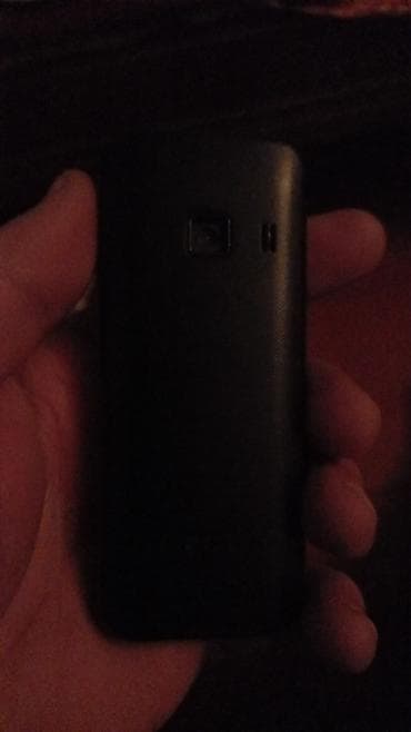 samsung ue40: Samsung B130, 2 ГБ, Кнопочный — 2