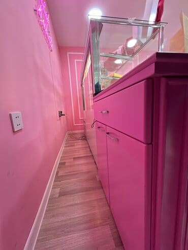 atlant soyuducu servis: TƏCİLİ SATILIR UCUZ Yeni Vitrin soyuducusu 1500AZN Ölçüsü: uzunluq — 6