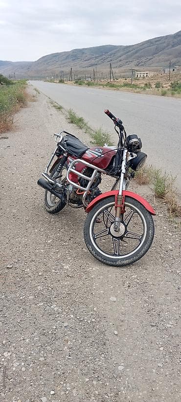 moto r15: - Mon af 50, 50 sm3, 2023 il, 5000 km — 2
