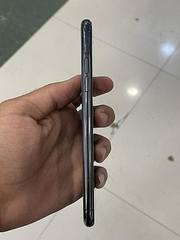 philips xenium 9@9h: IPhone 11 Pro Max — 2