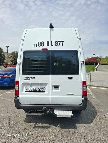 tra: Ford Transit: 2.2 l | 2013 il 187256 km Van/Minivan — 3