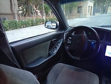 lider disk: Hyundai Elantra: 2 l | 2003 il Sedan — 9