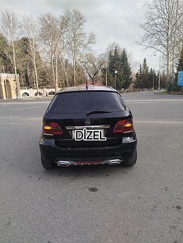 qazel farası: Mercedes-Benz B - klass Motor və korobka əladır.Korobkanı təzə — 4