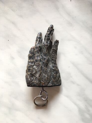 firyus berde: Brilok təbii Krokodil əli satılır 50 azn — 2