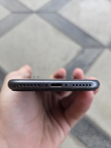 notebook ram 8: IPhone 8, 64 GB, Qara, Simsiz şarj — 4