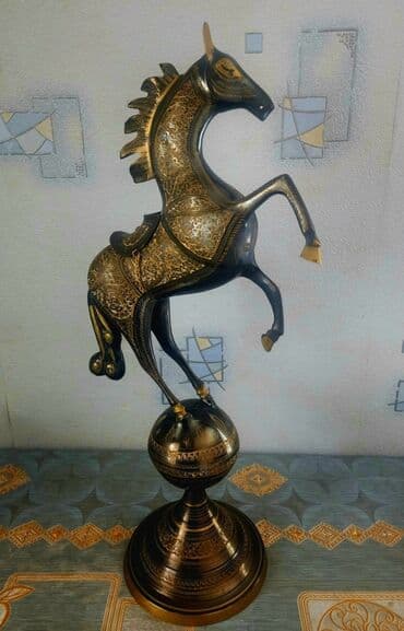 пианино в баку: Heykəlcik, 1995 il, Ünvandan götürmə — 2