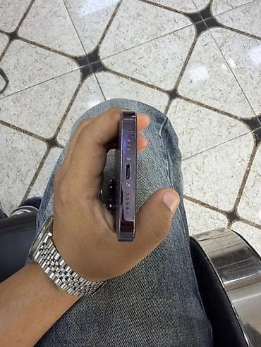 iphone 13 white: IPhone 14 Pro, Deep Purple — 5