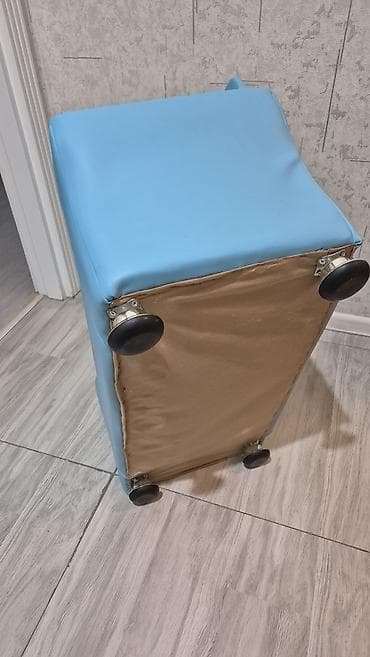 Usaq üçün divan.cirigi söküyü yoxdur.normal veziyyetdedir