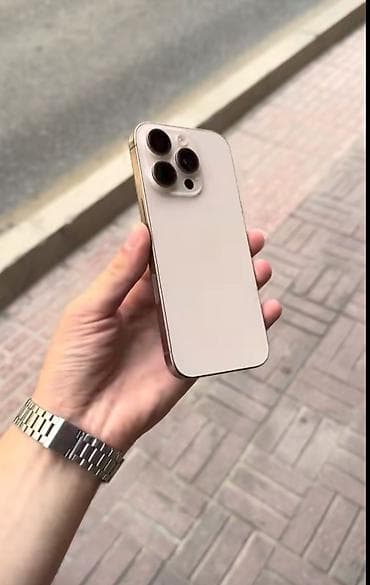 фотоаппарат canon mark 3: IPhone 15 Pro Max, Золотой — 1