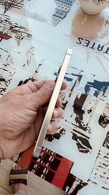 note 11 s: Samsung Galaxy S24, 128 GB, rəng - Ağ, İki sim kartlı — 4